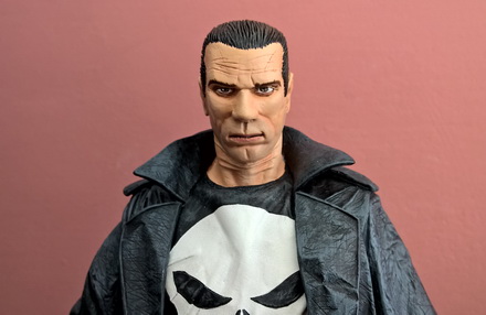 punisher-statue1