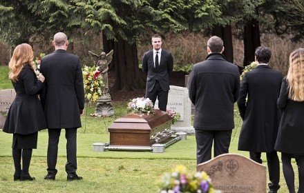 arrow-temporada-4-funeral
