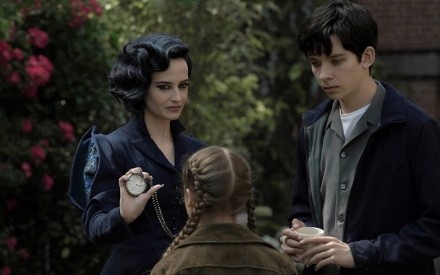 el-hogar-de-miss-peregrine-reloj