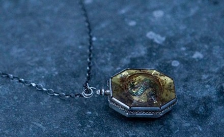 harry-potter-y-las-reliquias-de-la-muerte-1-horcrux