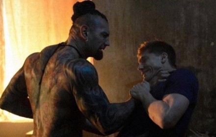 kickboxer-vengeance-cuello