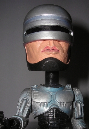Robocop: Head Knocker