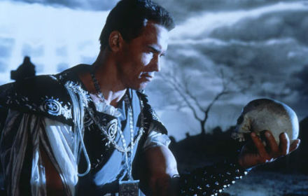 el-ultimo-gran-heroe-hamlet.jpg